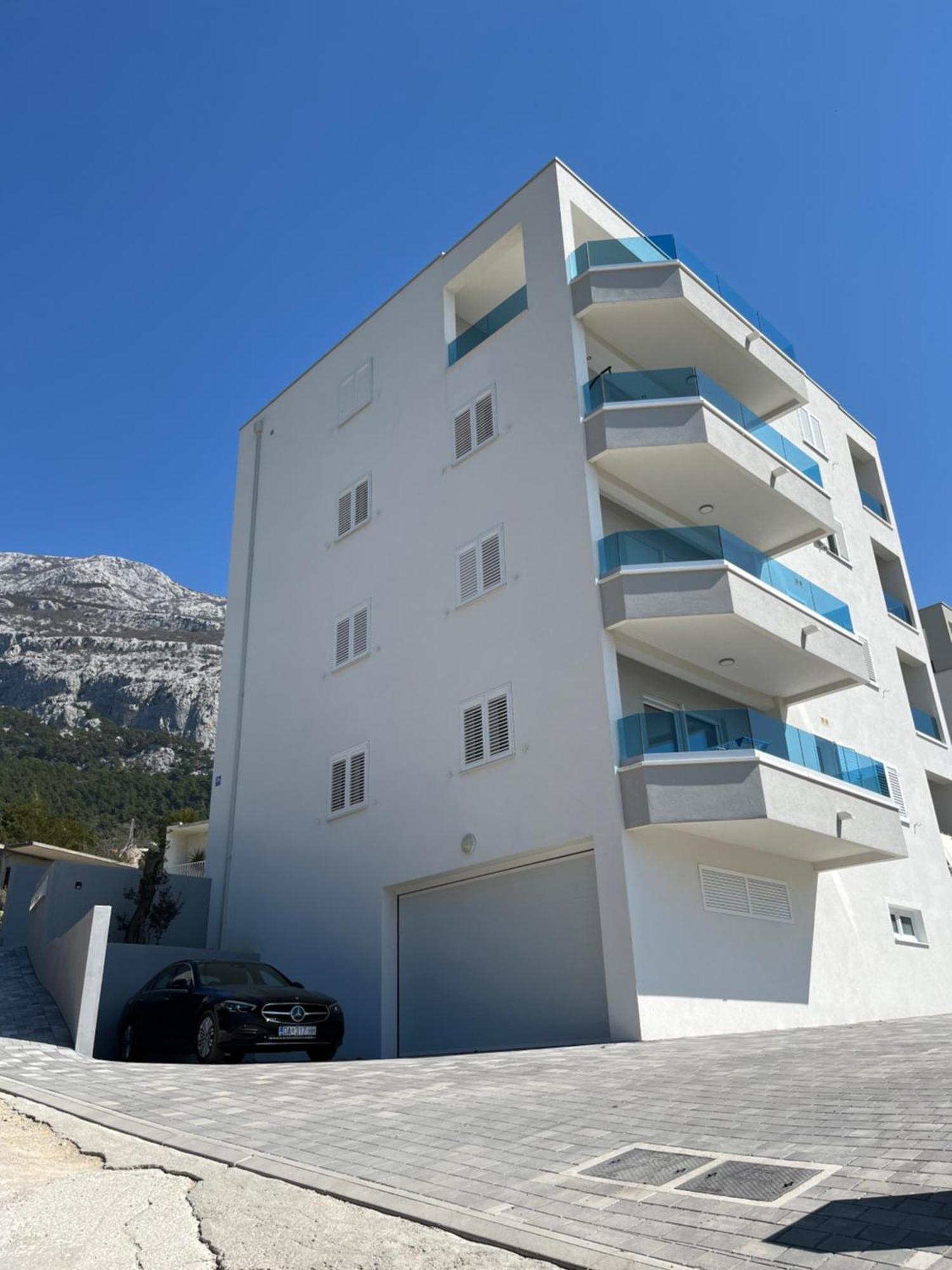 Neue Familienwohnung Meerblick - Klima & Parkplatz Makarska